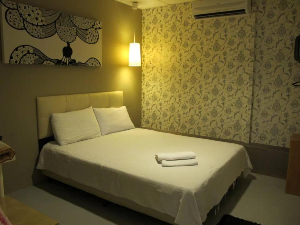 7 Star Hotel كوتا دامانسارا المظهر الخارجي الصورة